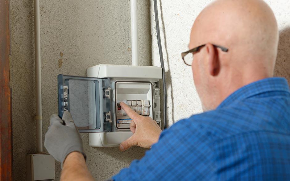 besoin d'un électricien Saint-Denis